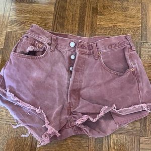 Levi shorts- maroon